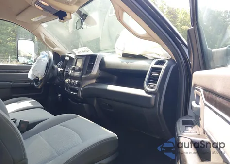 2019 Ram 2500 Big Horn 4X4 6'4 Box из США, поврежденный, VIN 3C6UR5DLXKG544035